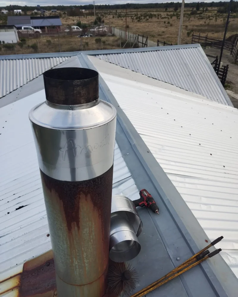 Limpieza de cañón de una estufa de combustión lenta
