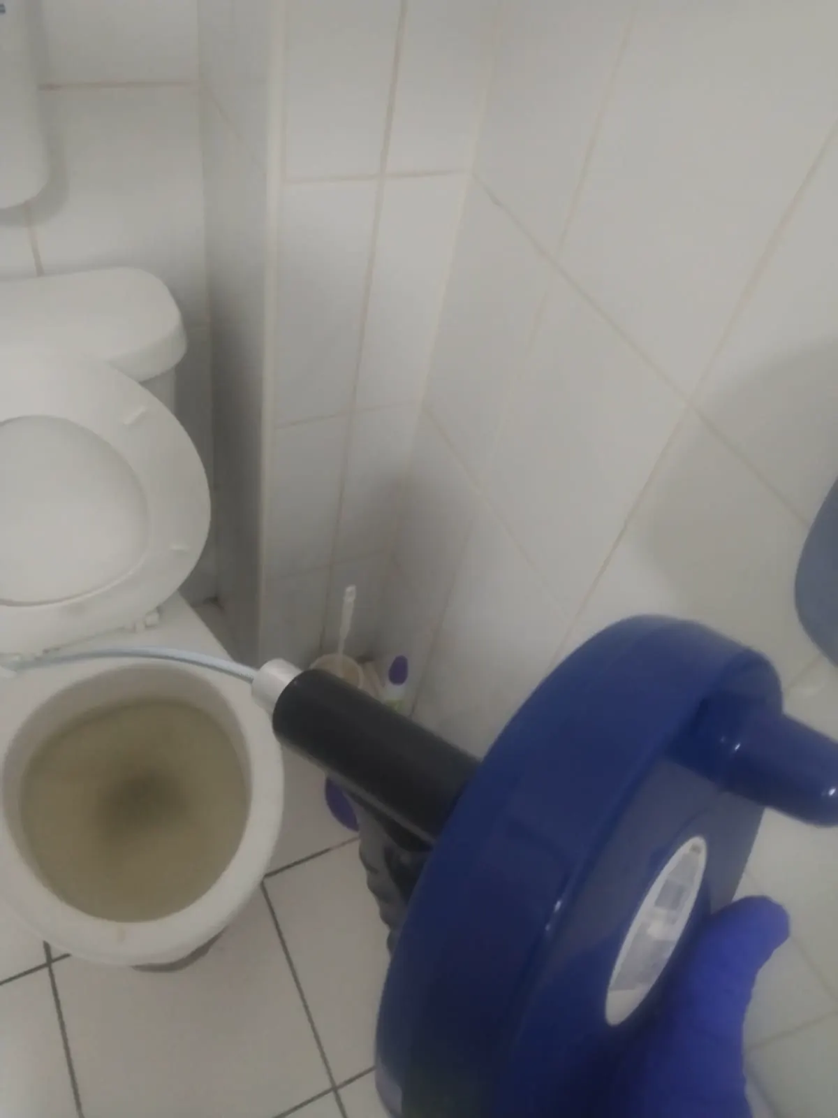 Trabajo de destape de cañerías.